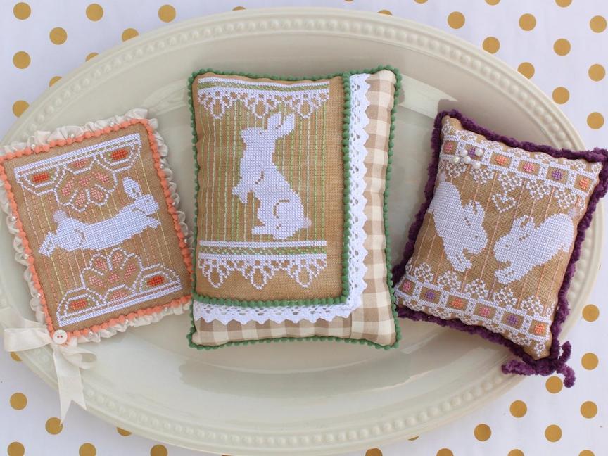 Bunny Lace Trio - Click Image to Close